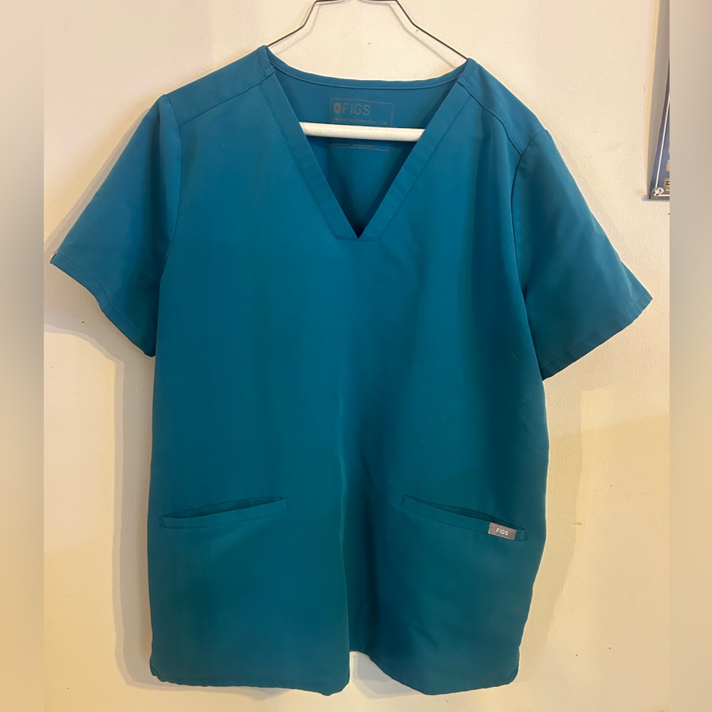 Figs Scrub Top M